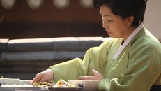 Nghệ nhân ẩm thực truyền thống Han Bok-ryeo. Ảnh: Seoul Journal