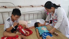 Cần Thơ: Nghi vấn mẹ đầu độc 4 con nhỏ bằng thuốc diệt cỏ