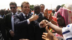 Tổng thống Pháp chỉ trích chủ nghĩa thực dân ở châu Phi