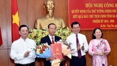 Lãnh đạo tỉnh Bà Rịa - Vũng Tàu chúc mừng đồng chí Nguyễn Văn Thọ.