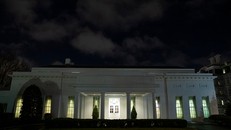 Nhà Trắng thắt chặt an ninh sau vụ tấn công của Iran