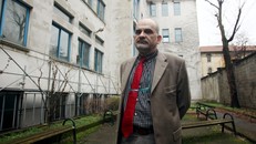 Thày hiệu trưởng Domenico Squillace.