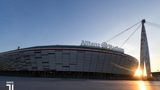 Bị hoãn thi đấu do dịch bệnh, CLB Juventus quyên góp thức ăn làm từ thiện