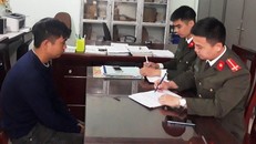 Đối tượng T.V.H. tại cơ quan Công an.