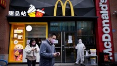 McDonald Trung Quốc xin lỗi vì cấm người da màu vào nhà hàng