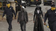 Series phim 'Watchmen' - viễn cảnh không xa của nước Mỹ