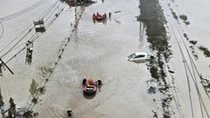 Mưa lũ khiến ít nhất 49 người chết tại Nhật Bản