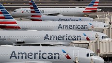 American Airlines có thể sa thải 25.000 nhân viên vào tháng 10