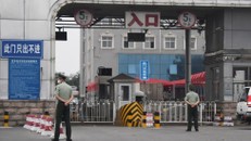 Trung Quốc phong tỏa thủ phủ Tân Cương