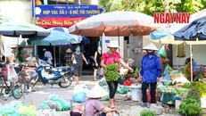 Tiểu thương Hà Nội trăn trở trước làn sóng dịch bệnh mới