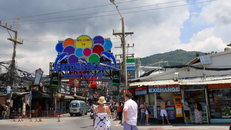 Thái Lan thí điểm Phuket làm nơi đón khách quốc tế