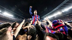 Messi muốn rời Barcelona: Vì đâu nên nỗi?