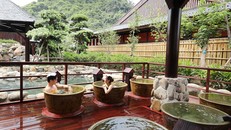 Yoko Onsen Quang Hanh