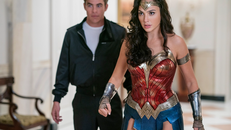 ‘Wonder Woman 1984’ lùi ngày phát hành tới Giáng sinh