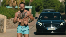 Nhà vô địch UFC dính án quấy rối tình dục