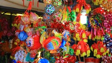 Người Việt chuộng đồ chơi Trung thu 'Made in Vietnam'