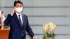 Cựu Thủ tướng Nhật Bản thăm đền Yasukuni