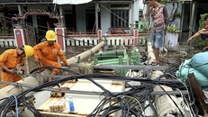 Nguyên nhân khiến nhiều cột điện gãy đổ sau bão