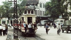 'Thước phim quay chậm' về Hà Nội những năm 67-75