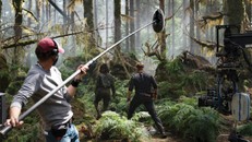 ‘Jurassic World: Dominion’ tạm dừng sản xuất