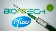 Vaccine Pfizer kết thúc giai đoạn thử nghiệm