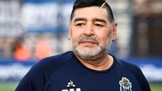 Công tố viên Argentina điều tra cái chết của Maradona 