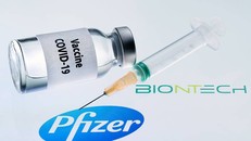 Vương quốc Anh phê duyệt vaccine Pfizer/BioNTech 