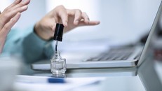 Triết lý lười biếng và vụ lợi của thanh niên Trung Quốc