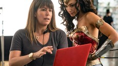 Đạo diễn Patty Jenkins trên phim trường “Wonder Woman 1984”.