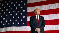 Hai kịch bản cho ông Trump: Từ chức hoặc bị luận tội