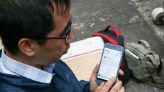 Người khiếm thị phấn khởi nhận lương từ việc dán nhãn dữ liệu 