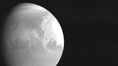 Tàu thăm dò Tianwen1 chụp ảnh sao Hỏa