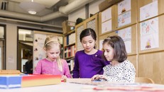 Du học sinh Trung Quốc ngày càng trẻ hóa