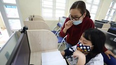 Học sinh TP HCM trở lại trường từ ngày 1/3