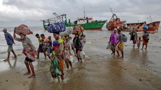 Người dân Mozambique trú bão Idai vào tháng 3 năm 2019. Ảnh: NY Times