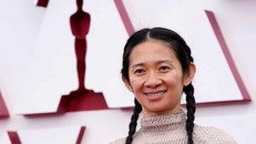 Chloé Zhao đoạt giải Đạo diễn xuất sắc nhất Oscar