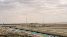 Ai Cập nạo vét kênh đào Suez