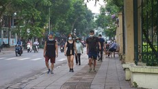 Người dân Hà Nội vẫn chủ quan trong phòng, chống dịch COVID-19