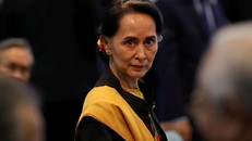 Bà Aung San Suu Kyi tham dự phiên khai mạc Hội nghị Cấp cao ASEAN lần thứ 31 tại Manila, Philippines, ngày 13 tháng 11 năm 2017. Ảnh: Teuters