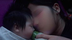 Một cảnh trong phim tài liệu “Forget Me Not - A Letter to My Mother”.