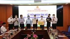 Tập đoàn Sungroup đã chuyển 320 tỉ đồng cho Quỹ vắc xin phòng chống dịch Covid- 19.