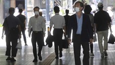 Nhật Bản lo ngại trước làn sóng lây nhiễm thứ năm