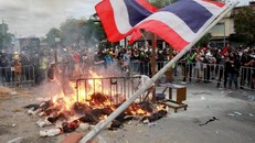Bất ổn dân sự gia tăng tại Thái Lan