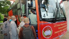 80 Tăng Ni, Phật tử tình nguyện phục vụ tại các bệnh viện dã chiến