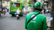 Người giao hàng tại Hà Nội sẽ được cấp thẻ nhận diện