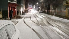 Nhiều nơi tại Brazil lần đầu có tuyết rơi