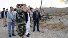 Tổng thống Afghanistan Ashraf Ghani thị sát tình hình phòng thủ tại thủ đô Kabul. Ảnh: Reuters