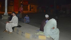 Động đất ở Pakistan khiến hơn 200 người thương vong