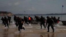 Trung Quốc tập trận đổ bộ bãi biển đối diện đảo Đài Loan