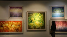 Triển lãm "Thiền - Hoa - O" của họa sĩ Vũ Tuyên hiện đang diễn ra từ ngày 22/11-1/12, tại nhà Triển lãm 16 Ngô Quyền, Hà Nội.